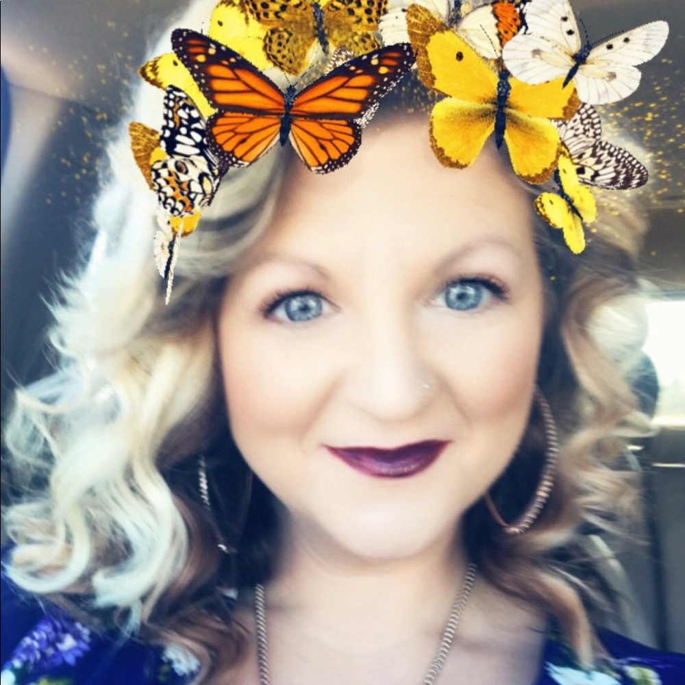 Meet your Posher, Jennifer